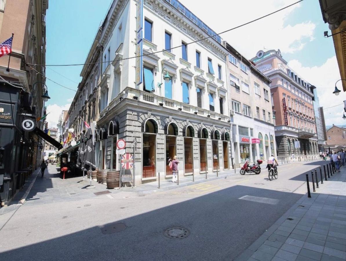 Le Royal Suites Sarajevo - City Center Екстер'єр фото