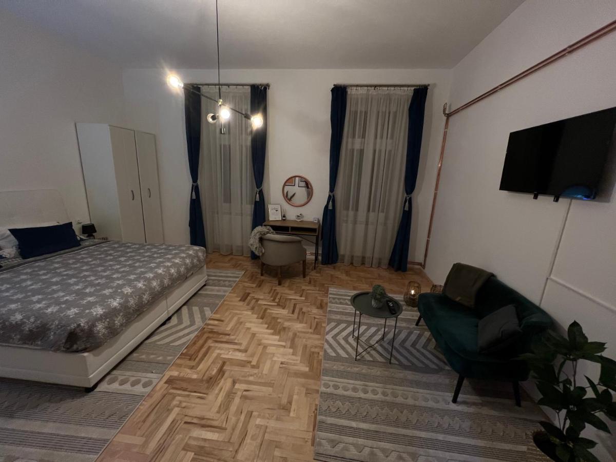 Le Royal Suites Sarajevo - City Center Екстер'єр фото