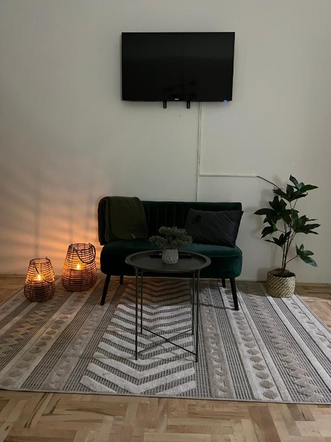 Le Royal Suites Sarajevo - City Center Екстер'єр фото